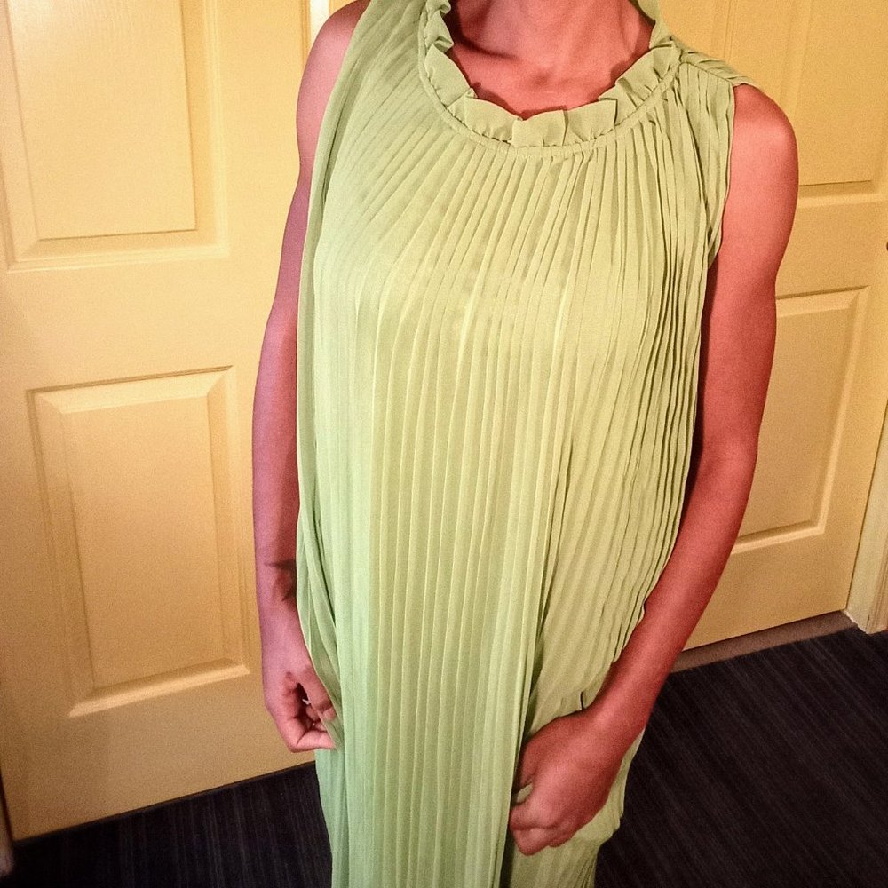 Lime green pleated sleeveless ankle length dress *vintage style- so cute!